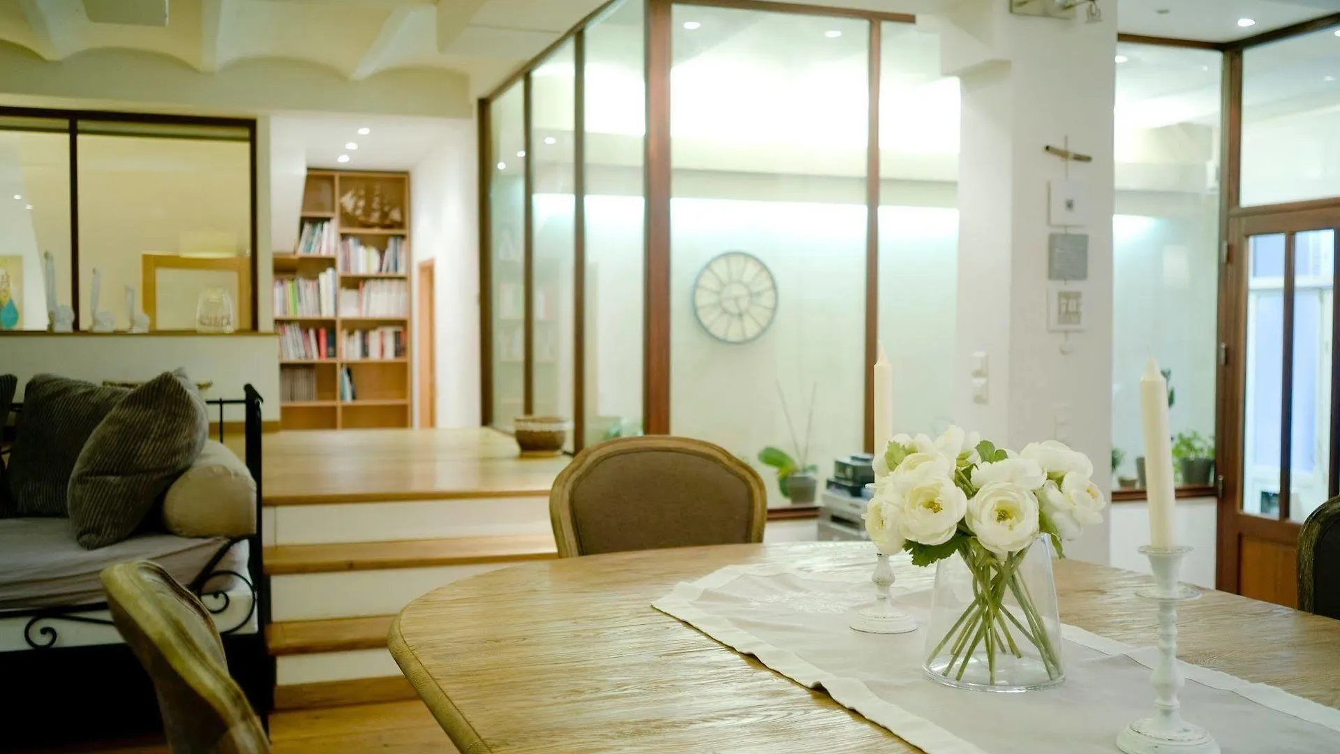 Lycklama Loft Aulnay-sous-Bois 0*,