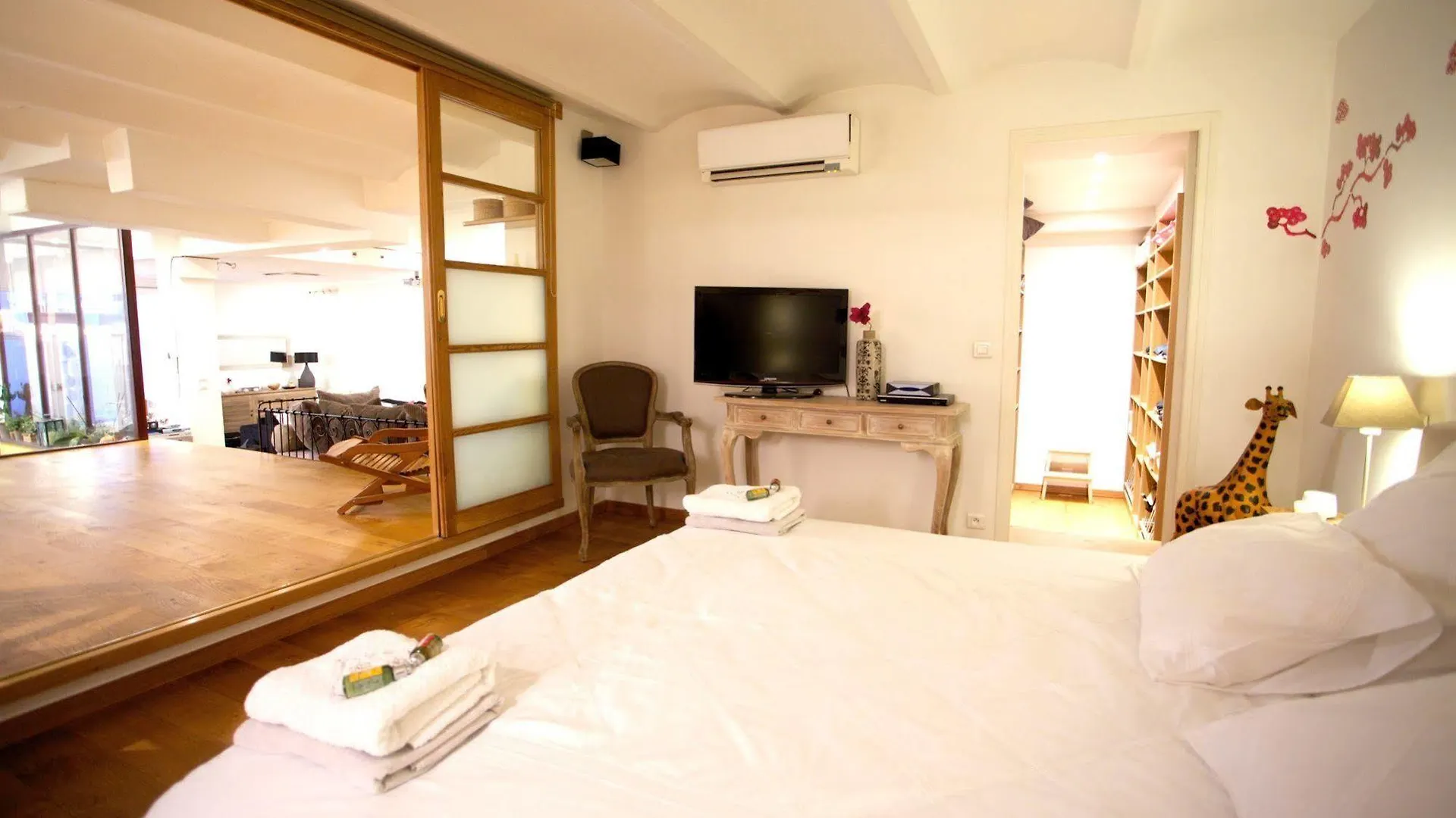 Apartamento Lycklama Loft Aulnay-sous-Bois