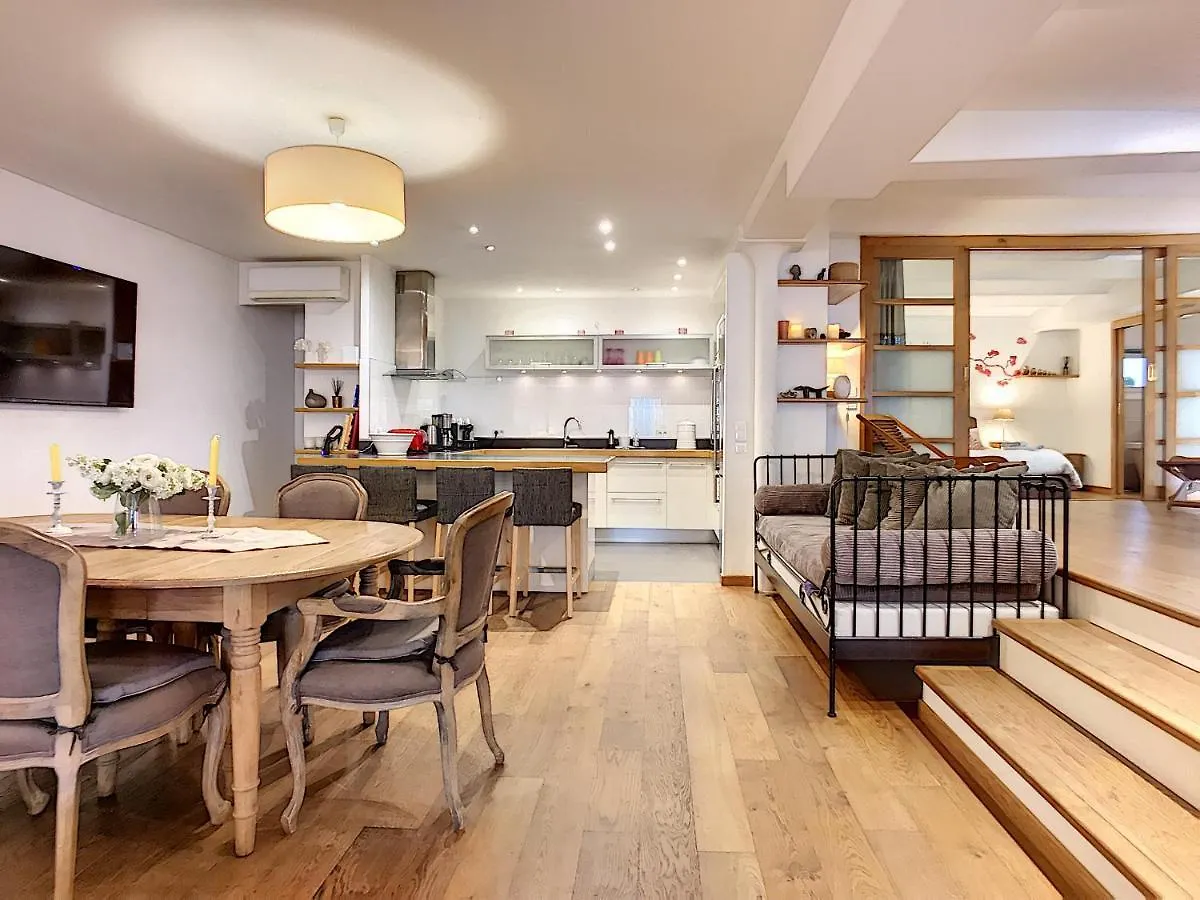 Lycklama Loft Διαμέρισμα Aulnay-sous-Bois 0*,