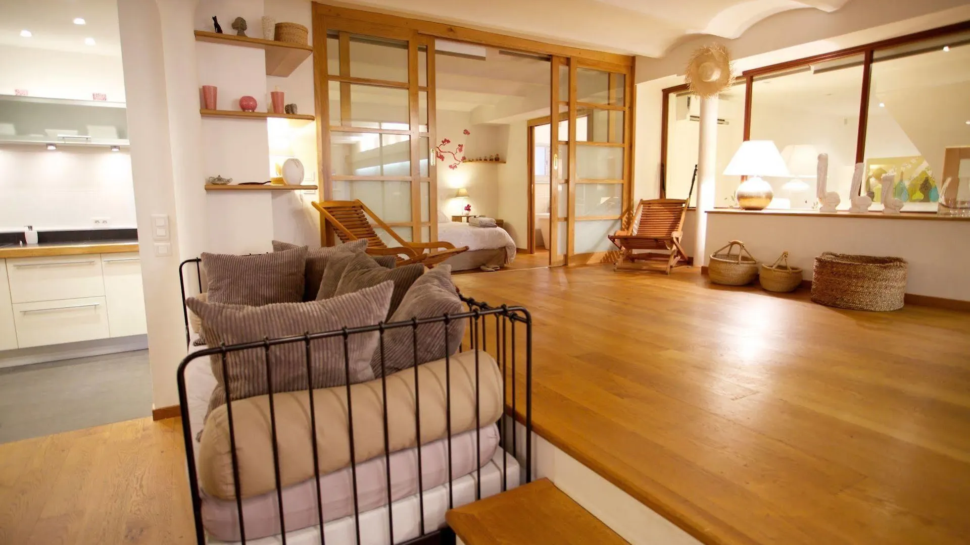 Lycklama Loft Apartment Aulnay-sous-Bois 0*,  France